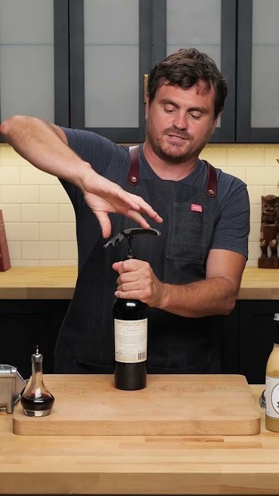 How to Properly open a wine bottle
