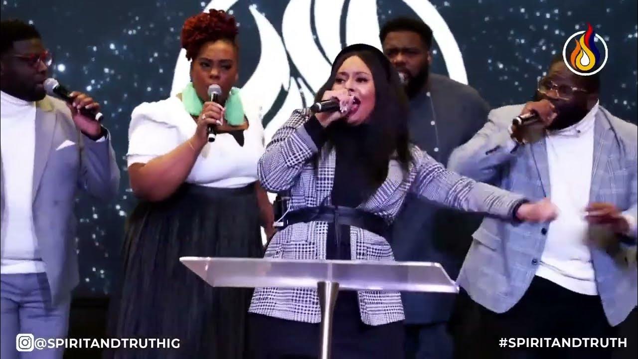 🔥 Spirit And Truth Singing "Holy Unto The Lord" w/ JaNae Jones On Lead