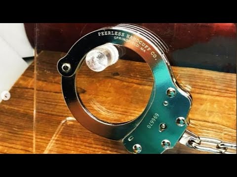 Наручники полиции США | Peerless Handcuff Company model 700 c