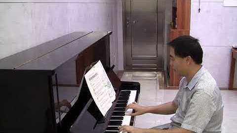 23. Hopscotch - Bastien Piano Basics For The Young Beginner, Theory & Technic Primer B