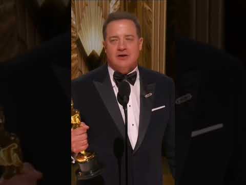 Brendan Fraser wins an Oscar