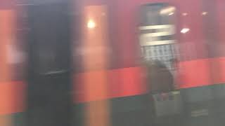Einfahrt eines Railjet mit ÖBB 1216 am wiener HBF