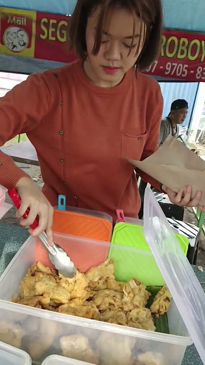YANG JUAL CANTIK, SEGO PECEL NYA ENAK #shorts
