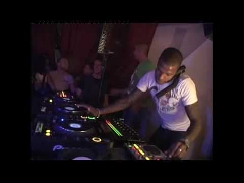 QUENTIN HARRIS live @MICKY B-DAY PARTY pt. 1