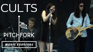 Cults perform &quot;Abducted&quot; at Pitchfork Music Festival 2012