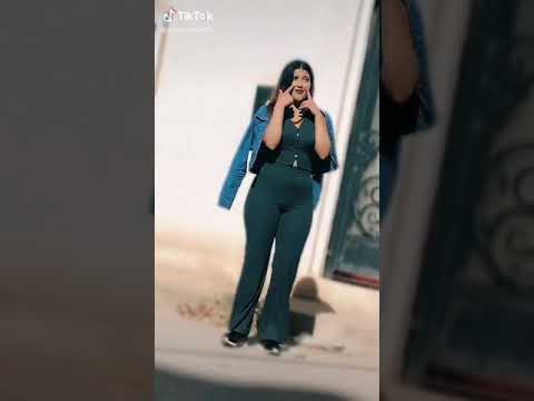 مريولة ترقص علي أغنية والشعر مخبل جنون