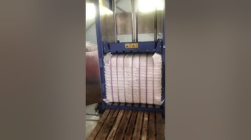 How FIBC baling packer operate