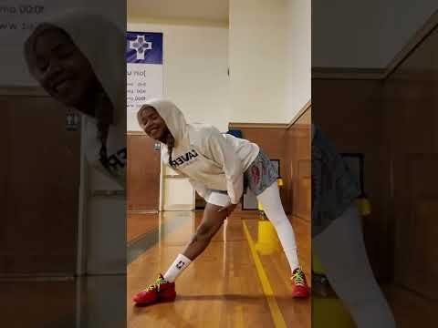 pov: you're just a chill female hooper (pt. 1) #femalehooper #basketball