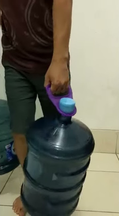 Alat Angkat Galon Air Minum mudah dan praktis