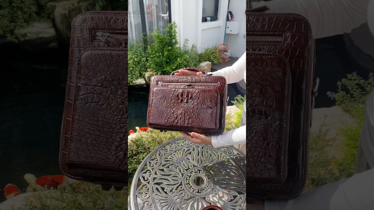 Cặp hộp 3 ngăn gai gù phối da bụng độc đáo. Mẫu cặp size lớn , thiết kế thêm ngăn đựng máy tính.