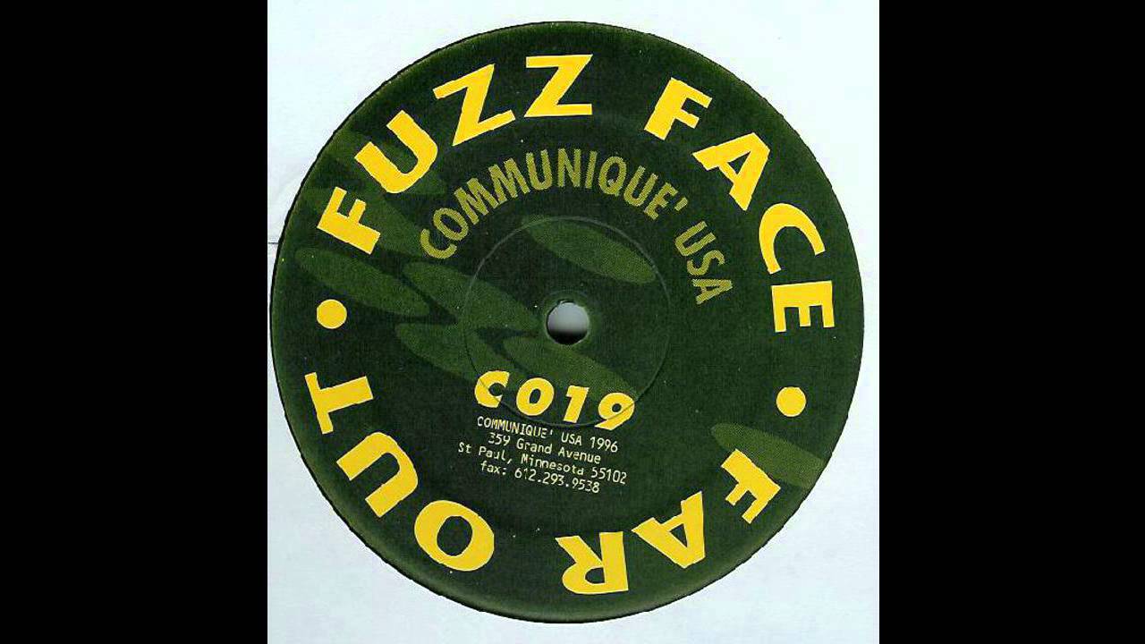 YouTube에서 Fuzz Face - Old Friends (Acid Techno 1996) 보기