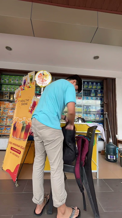 Weekend segar bareng MaKist 🍊 Nyegerin mood, manisin hari! 💛 #MaKist #freshdrink
