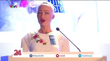Robot Sophia nhắc đến Sơn Tùng M-TP trong buổi PV đầu tiên tại Việt Nam  - Tin Tức VTV24
