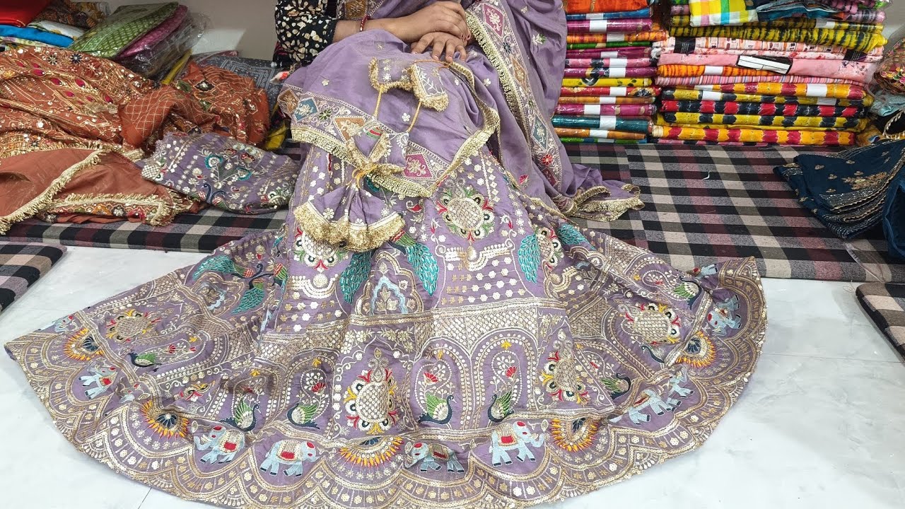 आप के स्पेशल डे के लिए स्पेशल फैंसी पार्टी वियर ड्रेस -9306367674