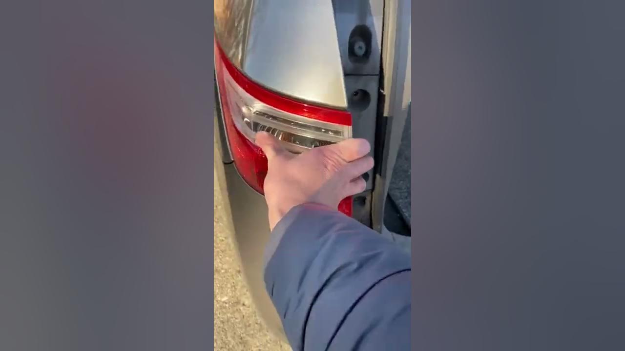 2012 honda odyssey brake light bulds replace - YouTube
