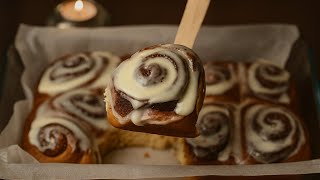 картинка: Легкий рецепт коричных рулетов, который может сделать каждый! Лучше, чем в пекарнях и кафе.