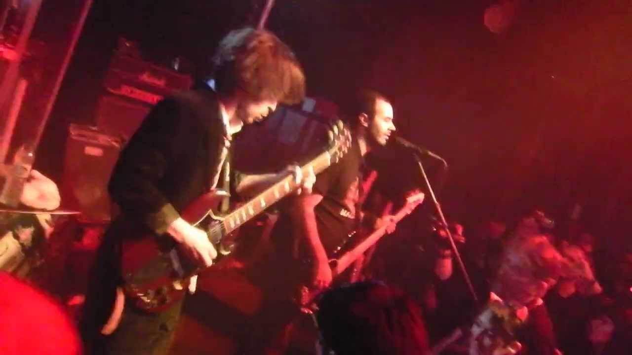 War Machines (AC/DC Tribute) - Thunderstruck - YouTube