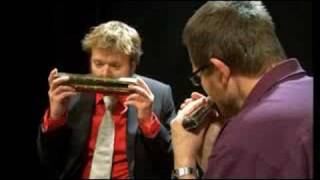 Harmonica Duo: Power & Venndt