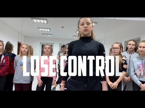 Meduza feat. Becky Hill & Goodboys - Lose Control ...