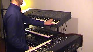 DX5 playing Kraftwerk "The Robots"