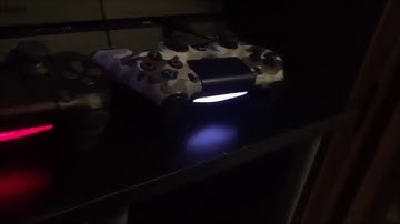 How To Change The Color Of the PS4 Controller Lightbar Tutorial!