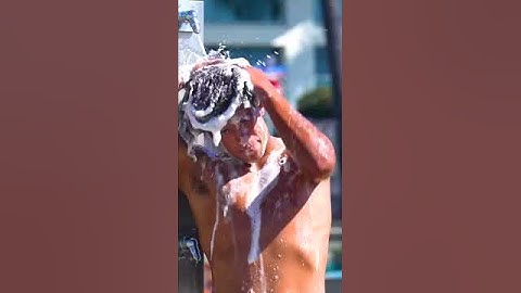 Hilarious Shampoo Prank @ the beach   #hilarious #shampoo #prank #funny #pranks #funnyvideo