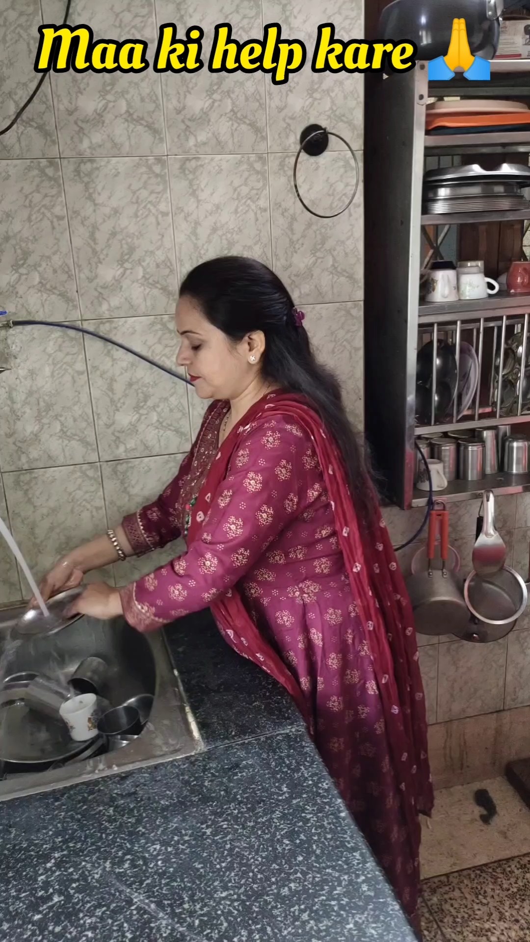 Maa ki help kare ?? #shorts #videos #views #trending #status