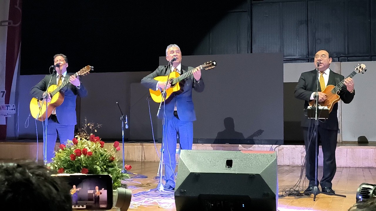 El Trío Musical que Hará Inolvidable Tu Evento