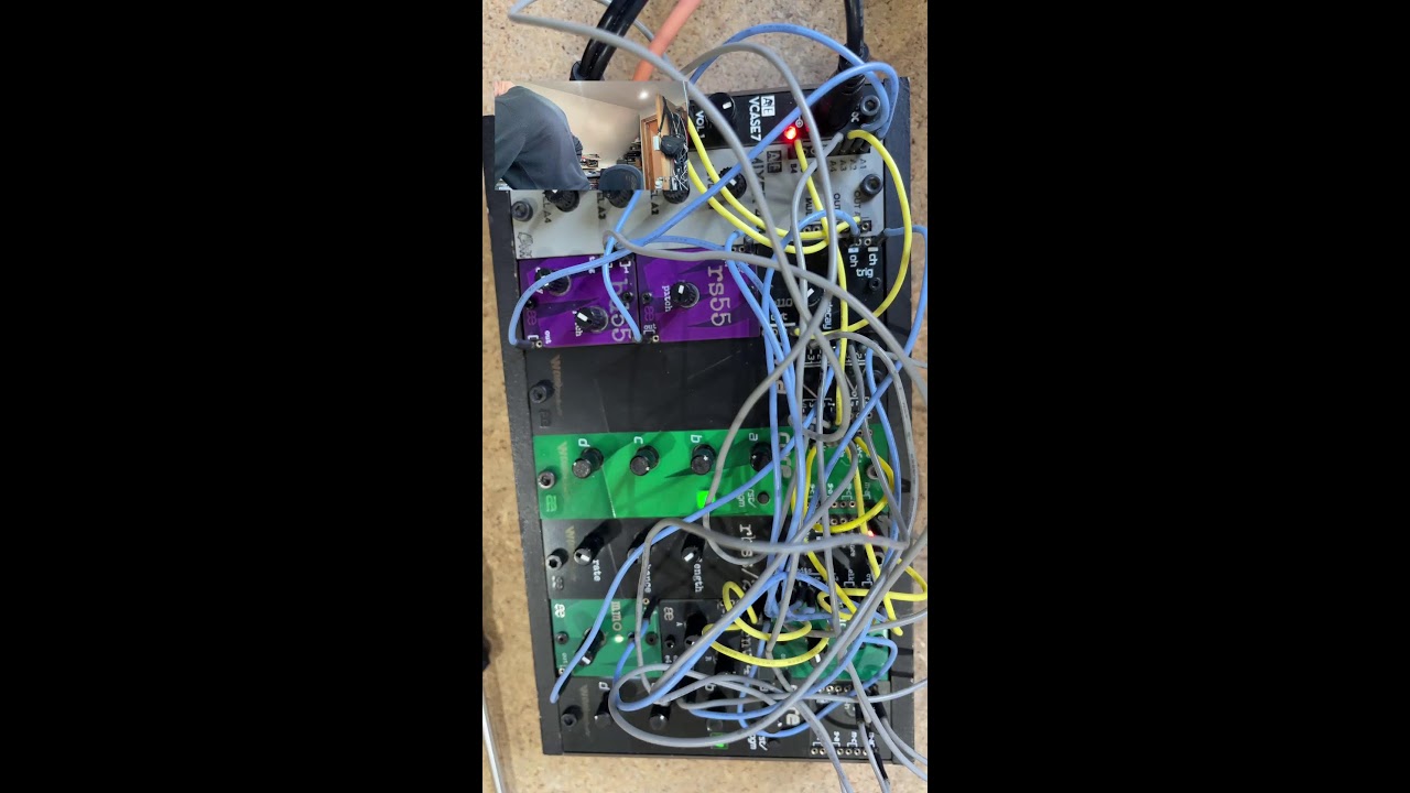 アイドル MERGING TECHNOLOGIES LeVerry CH-1070 Wonkystuff Live – Modular Glitch Textures & Experimental
