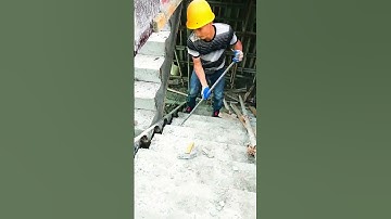 Form-work dismantling process for concrete staircase