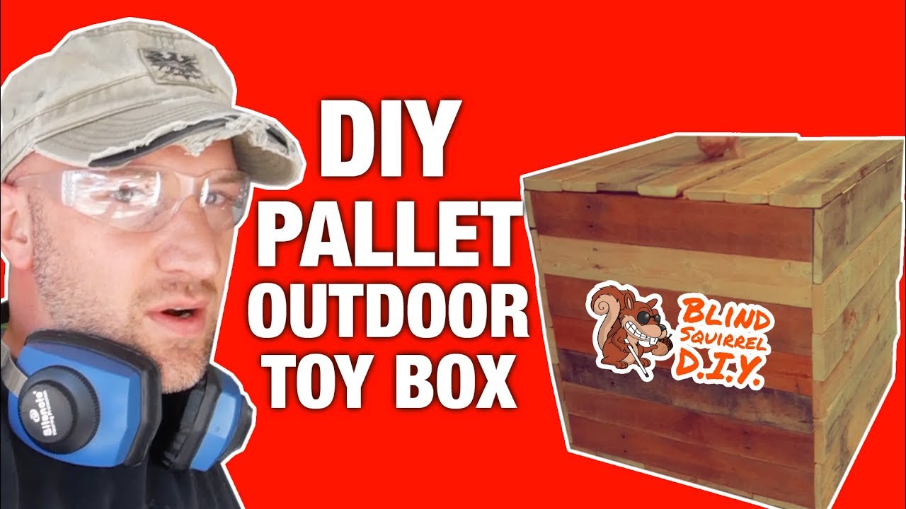 diy toy box made from pallets