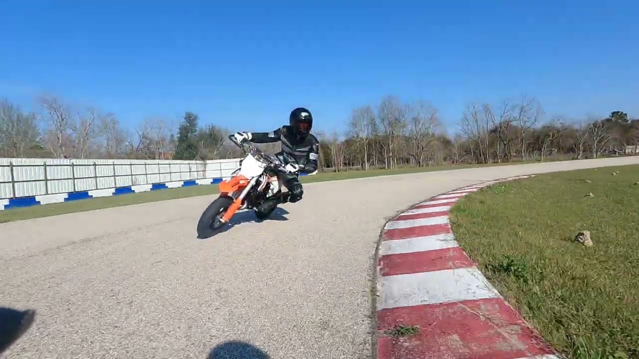 Thunderwolfs TMGP Practice: Steph-in out on the KTM 65sx Tiger