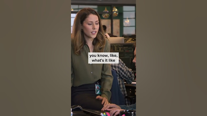 Silicon Valley: When small talk with a coder goes hilariously off-script! 💻🤦‍♂️😅