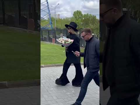 На прощание с Юдашкиным приехали Песков Пугачева Зверев Маликов #shorts