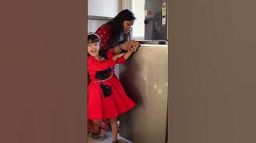 Mama rescues her stuck hand on the fridge😱🤣 Tom&Jerry #shorts
