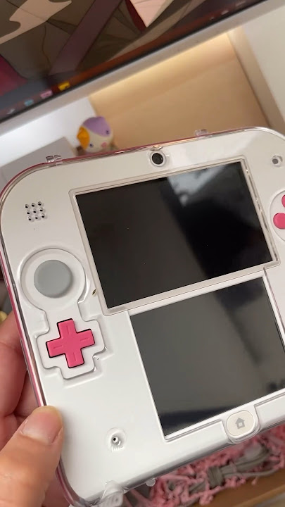 Unbox a #2ds from 2014 with me from qualityfinds.net 💖 #nintendo #gaming #cozygaming #retrogaming