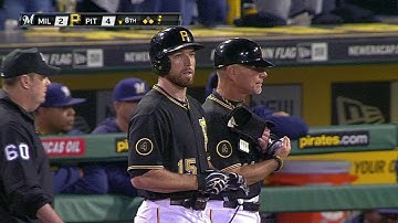 MIL@PIT: Davis plates Polanco with a single to center
