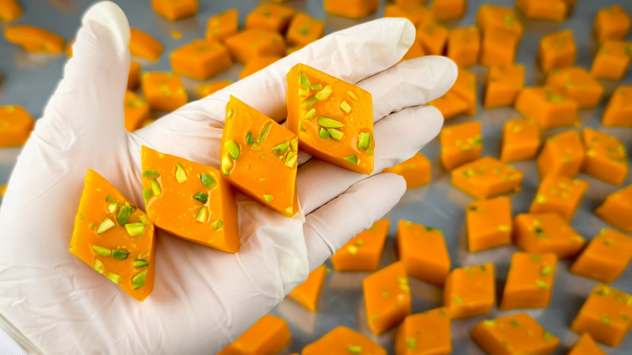 طرز تهیه حلوا لوز برای سفره های آسمانی