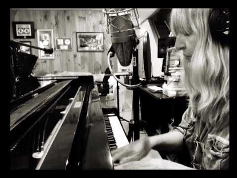 Donna Lewis - True Friends (Acoustic)