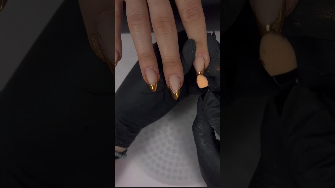 Pó cromo ✨ #nails #nailsdesign #nailart #gelnatips #babycolor #unhas #designnails #viral #nail