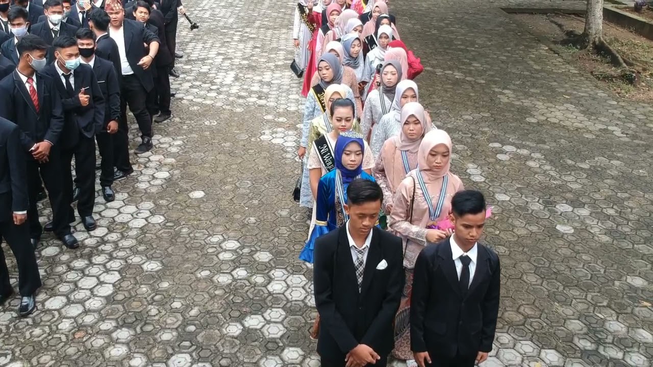 Prosesi Pelepasan Siswa/i Kelas XII SMK Yaditama Tahun 2021