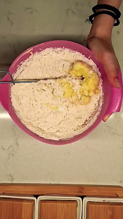 Recipe here⬇️#fypシ゚viral#cake#cinamon#cinamonrecipes#food#baking#recipe#cake#edit#snacks#music#trend