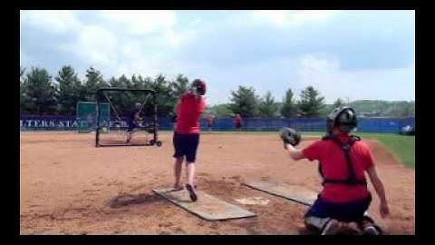 WSCC Softball Batting Practice using the V-Flex Hitting System ( Pop Toss Screen)