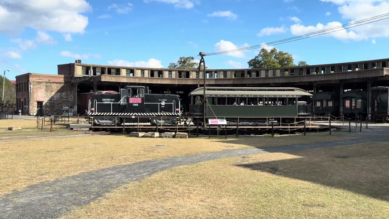 Train Turntable. Same track. New direction. Not every move takes you somewhere new. 🚂 