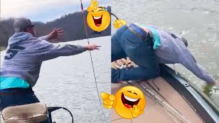 Videos Engraçados De Pescaria - Melhores momentos Compilados #4