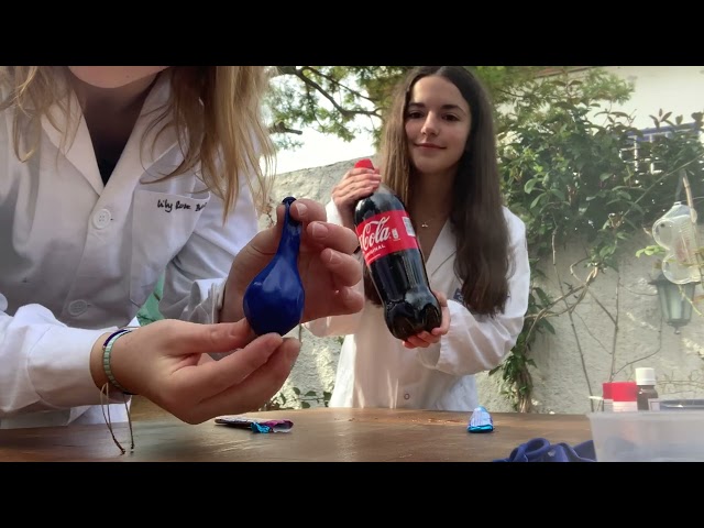 La réaction chimique entre les mentos et le Coca