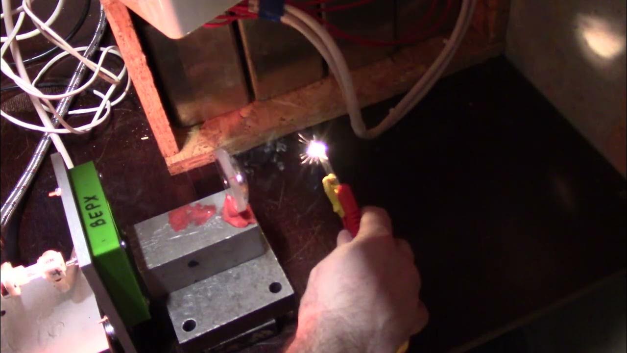 кинжал пробил. кинжал ракета гиперзвуковая. ракета кинжал арт. кинжал пробил. кинжал пробил.