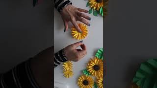 Realistic Paper Sunflower Tutorial 🌻 #papersunflower #paperflowermaking #shorts