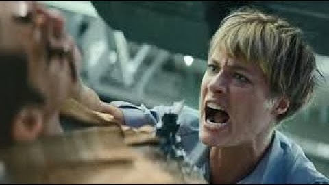 Terminator: Dark Fate / Grace vs Rev-9 Factory Fight Scene