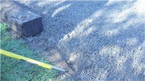 Various Landscaping Tips : How to Edge a Gravel Driveway
